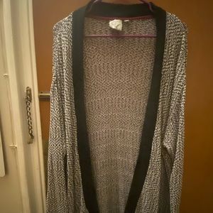 Patterned cardigan